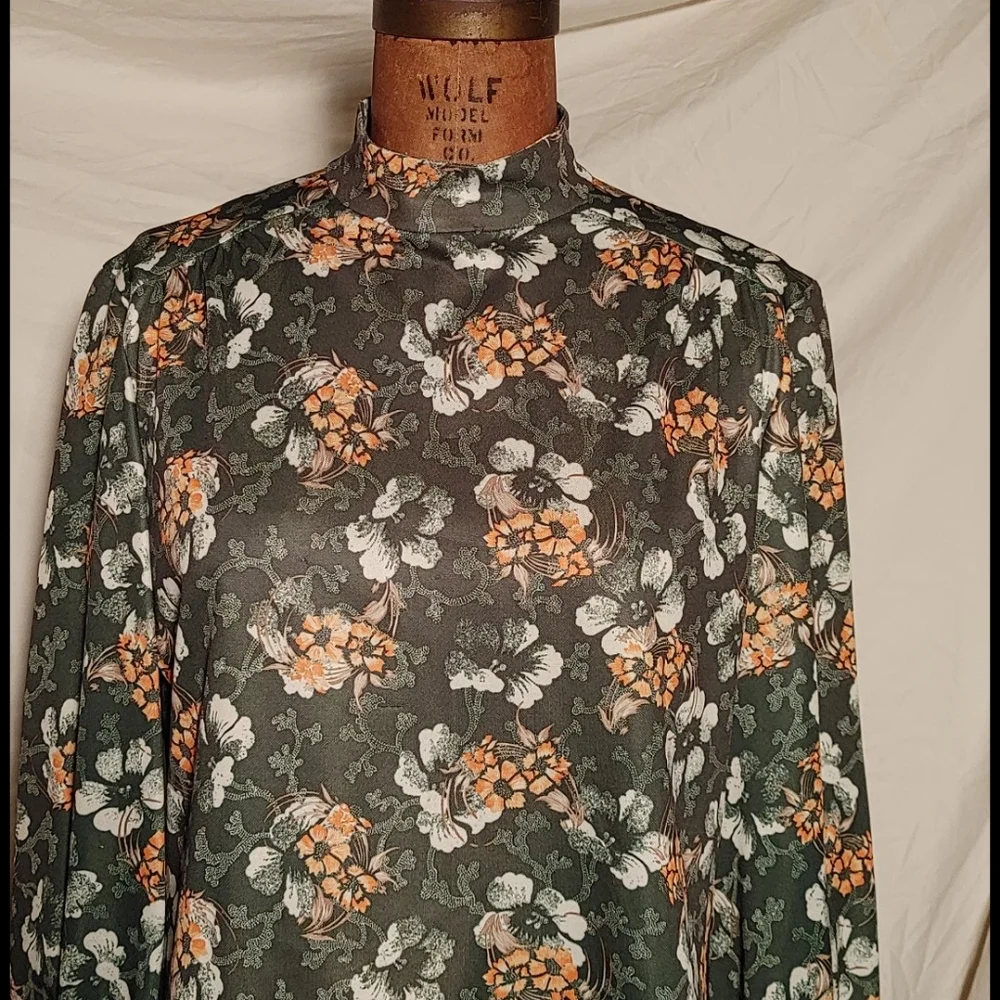 POS old homemade blouse - Picture 6 of 10